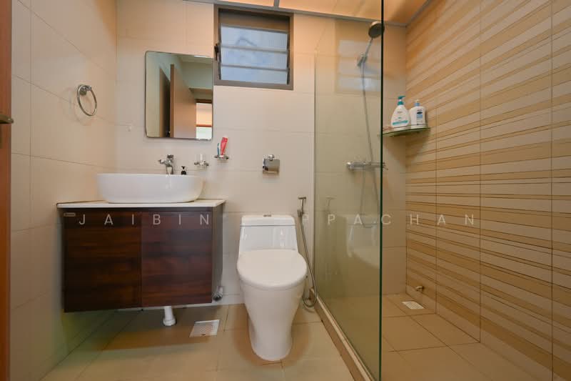 335A Anchorvale Crescent, 335A Anchorvale Crescent, 3 Bedrooms, 990 sqft, HDB Flat For Sale, by Jaibin Pappachan, 500142560 - Bathroom - PropertyGuru.com.sg