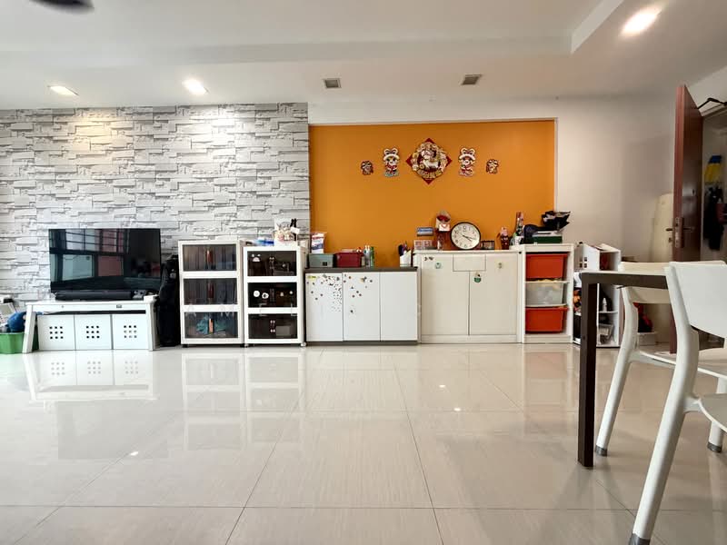 178B Rivervale Crescent, 178B Rivervale Crescent, 3 Bedrooms, 1,001 sqft, HDB Flat For Sale, by Amelia Chia, 500142562 - Living Room - PropertyGuru.com.sg