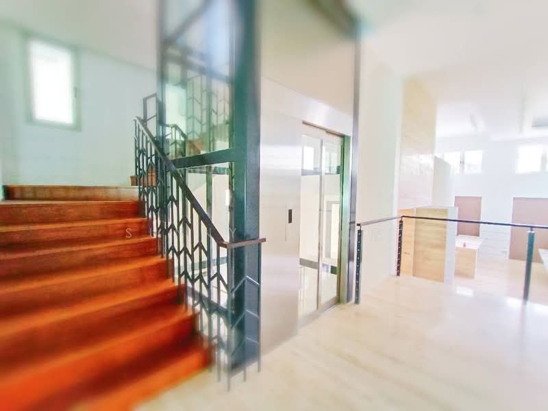 Prime Lush Freehold Bungalow along Exquisite SUNSET Way Enclave, , 5 Bedrooms, 11,000 sqft, Detached House For Sale, by Sunny L (山尼), 500142565 - PropertyGuru.com.sg
