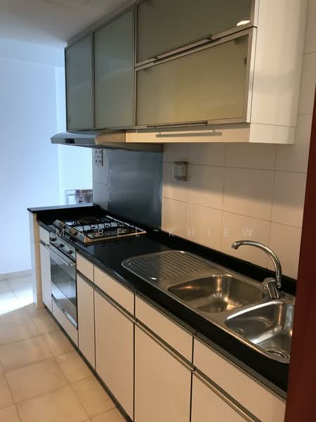 Cote D'Azur, 60 Marine Parade Road, 2 Bedrooms, 1,109 sqft, Condominium For Rent, by Mabel Khiew, 500142568 - Kitchen - PropertyGuru.com.sg
