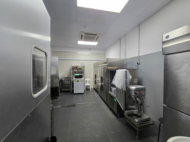 Hersing Kitchen @ Tampines, 21 Tampines Street 92, 6,347 sqft, Factory / Workshop (B2) For Rent, by June Foo 六姐, 500142570 - Kitchen - CommercialGuru.com.sg