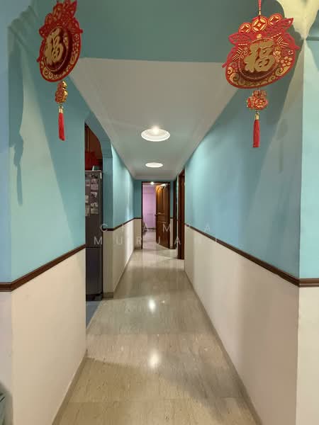 290F Bukit Batok Street 24, 290F Bukit Batok Street 24, 4 Bedrooms, 1,302 sqft, HDB Flat For Sale, by Champa Murjani, 500142574 - Corridor - PropertyGuru.com.sg