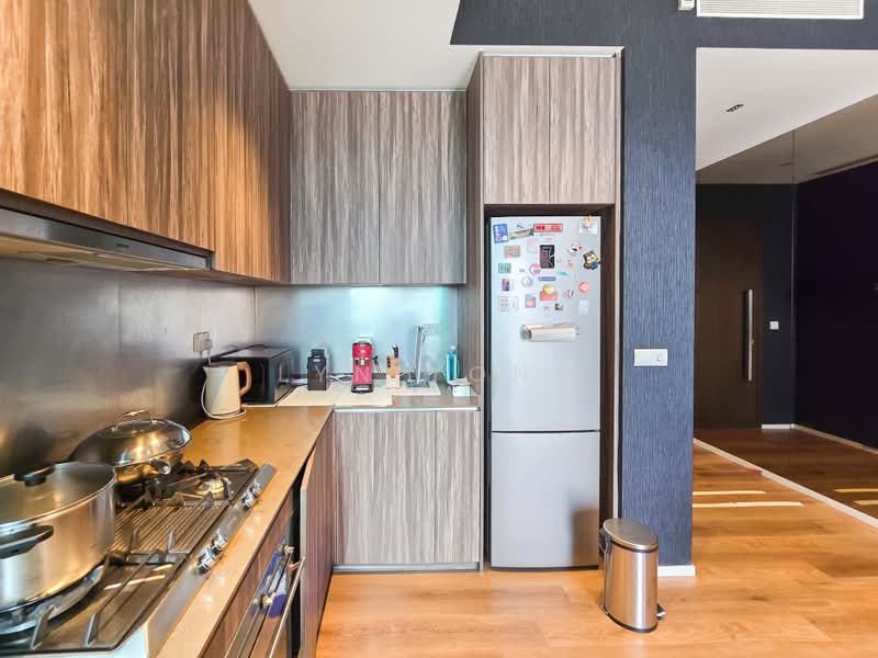 Principal Garden, 97 Prince Charles Crescent, 2 Bedrooms, 807 sqft, Condominium For Sale, by Lyn Yong, 500142578 - Kitchen - PropertyGuru.com.sg