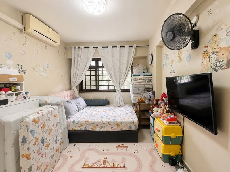 536 Woodlands Drive 14, 536 Woodlands Drive 14, 3 Bedrooms, 1,141 sqft, HDB Flat For Sale, by Sam Lim, 500142579 - Bedroom - PropertyGuru.com.sg