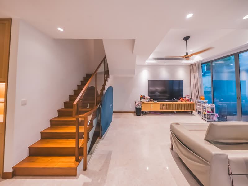 Greenwood Mews, 271 Greenwood Avenue, 5 Bedrooms, 3,175 sqft, Cluster House For Sale, by Jay Lee, 500142582 - Living Room - PropertyGuru.com.sg