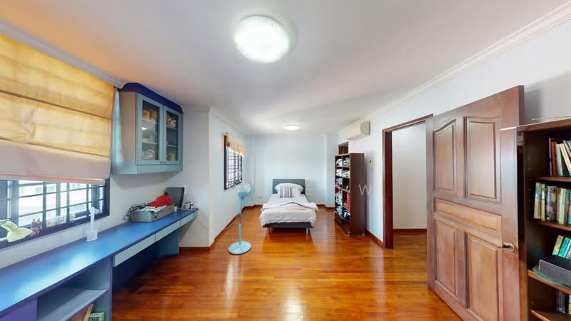 Quiet street south facing terrace, Jalan Daud/lorong Marican/ Lorong Marzuki, 6 Bedrooms, 4,000 sqft, Terraced House For Sale, by Tim Seow, 500142590 - Bedroom - PropertyGuru.com.sg