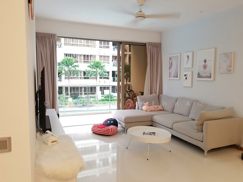 Waterfront Gold, 756 Bedok Reservoir Road, 4 Bedrooms, 1,378 sqft, Condominium For Sale, by Jose Loh Zhenhao, 500142597 - Living Room - PropertyGuru.com.sg
