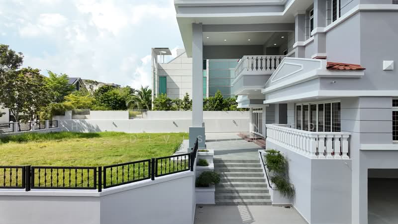 GCB-like Rare Majestic Bungalow in Prime Katong Bungalow Zone, , 7 Bedrooms, 10,158 sqft, Detached House For Sale, by WILLI CHING, 500142626 - Exterior - PropertyGuru.com.sg