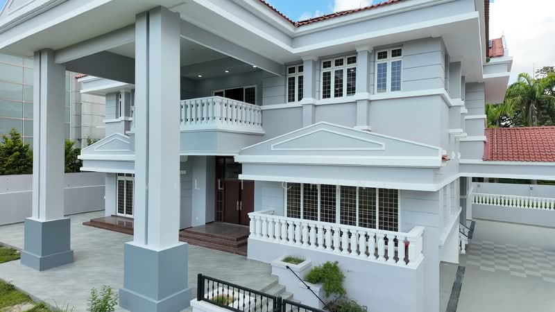 GCB-like Rare Majestic Bungalow in Prime Katong Bungalow Zone, , 7 Bedrooms, 10,158 sqft, Bungalow House For Sale, by Willi Ching, 500142634 - Exterior - PropertyGuru.com.sg