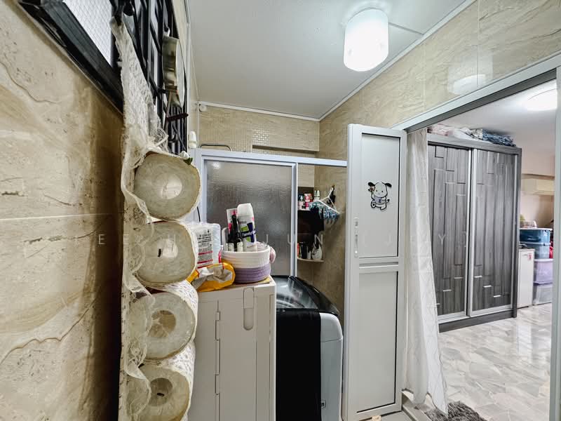 457 Pasir Ris Drive 4, 457 Pasir Ris Drive 4, 4 Bedrooms, 1,528 sqft, HDB Flat For Sale, by Lee Hui Jun (Joy), 500142651 - Master Bathroom - PropertyGuru.com.sg