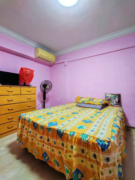 290F Bukit Batok Street 24, 290F Bukit Batok Street 24, 3 Bedrooms, 1,302 sqft, HDB Flat For Sale, by Max Ang, 500142654 - Bedroom - PropertyGuru.com.sg