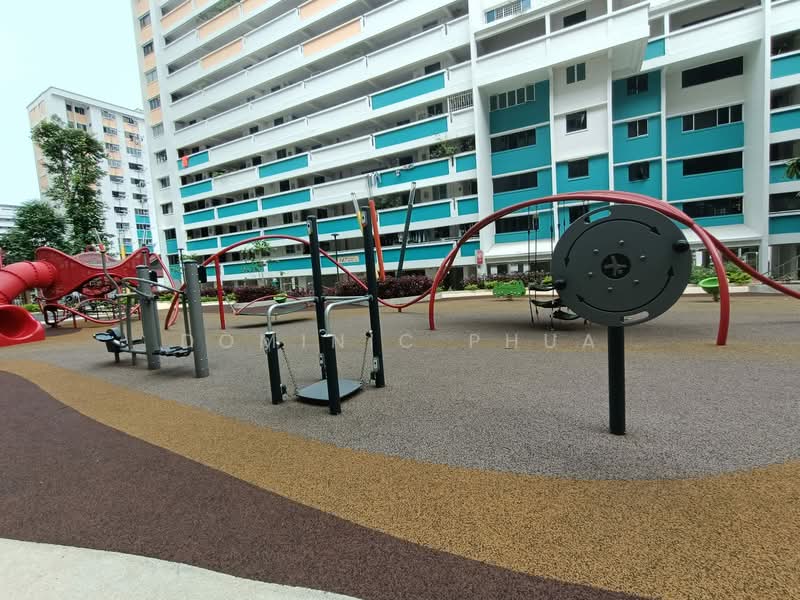 144 Yishun Street 11, 144 Yishun Street 11, 3 Bedrooms, 1,001 sqft, HDB Flat For Sale, by Dominic Phua, 500142664 - Exterior - PropertyGuru.com.sg