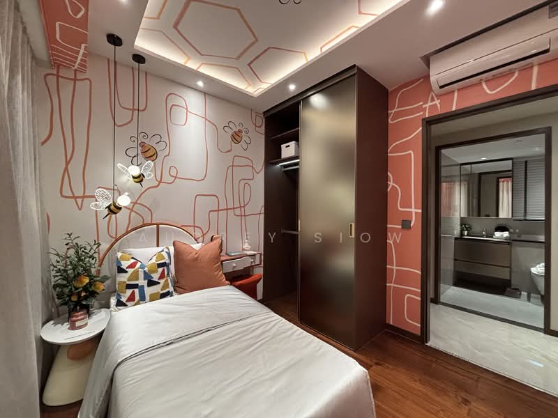Undervalued 3BR! Doorstep to MRT, Near Serangoon. 1km to many primary schools, , 3 Bedrooms, 1,206 sqft, Condominium For Sale, by Audrey Siow, 500142669 - Bedroom - PropertyGuru.com.sg