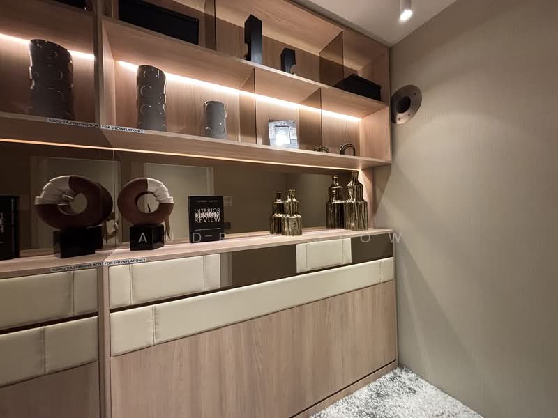 Undervalued 3BR! Doorstep to MRT, Near Serangoon. 1km to many primary schools, , 3 Bedrooms, 1,206 sqft, Condominium For Sale, by Audrey Siow, 500142669 - Interior - PropertyGuru.com.sg