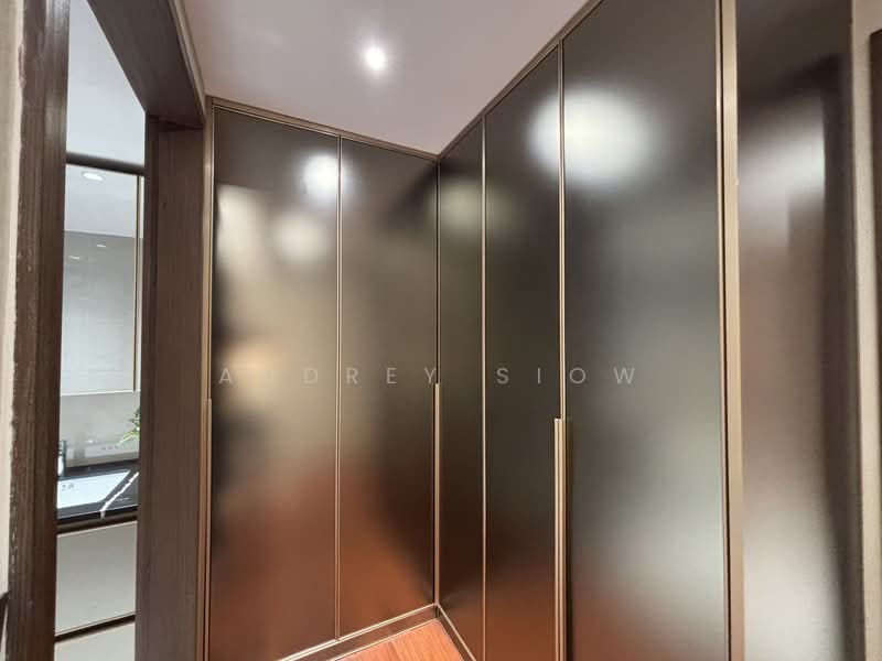 Undervalued 3BR! Doorstep to MRT, Near Serangoon. 1km to many primary schools, , 3 Bedrooms, 1,206 sqft, Condominium For Sale, by Audrey Siow, 500142669 - Interior - PropertyGuru.com.sg