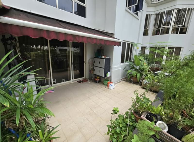 Castle Green, 481 Yio Chu Kang Road, 2 Bedrooms, 1,302 sqft, Condominium For Sale, by Kimberly Sarah, 500142675 - Exterior - PropertyGuru.com.sg