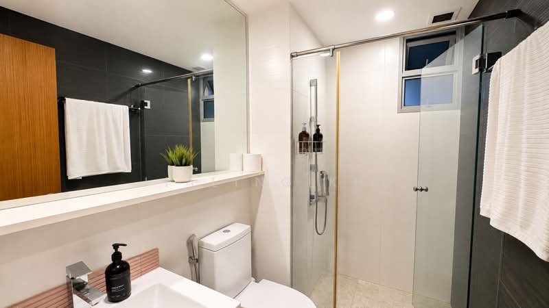 Waterfront Key, 780 Bedok Reservoir Road, 4 Bedrooms, 1,442 sqft, Condominium For Sale, by Jialing Kho, 500142691 - Bathroom - PropertyGuru.com.sg