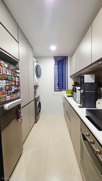 H2O Residences, 32 Fernvale Link, 2 Bedrooms, 883 sqft, Condominium For Sale, by Fion Gan, 500142695 - Kitchen - PropertyGuru.com.sg