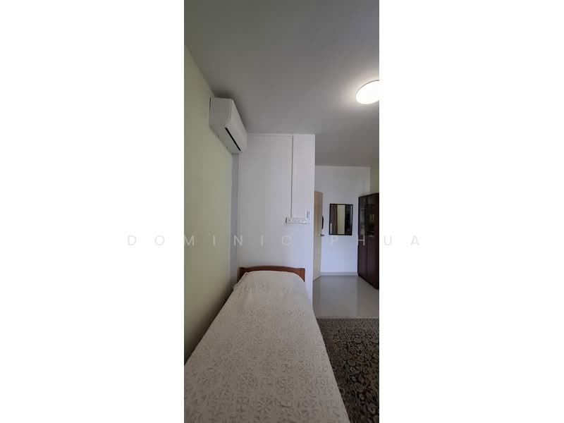 137 Potong Pasir Avenue 3, 137 Potong Pasir Avenue 3, Room Rental, 200 sqft, HDB Flat For Rent, by Dominic Phua, 500142733 - Bedroom - PropertyGuru.com.sg