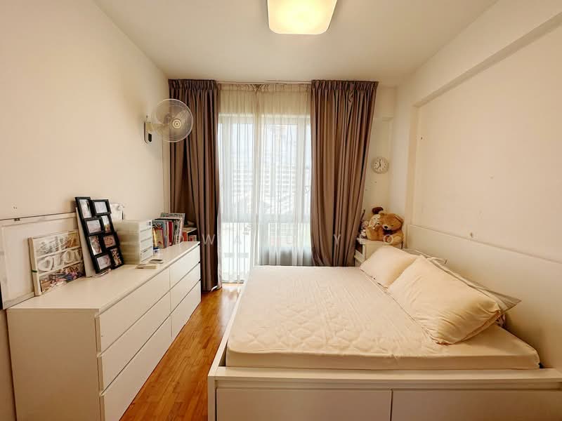 Woodhaven, 71 Woodgrove Avenue, 3 Bedrooms, 1,119 sqft, Condominium For Sale, by Edward Yeo, 500142748 - Bedroom - PropertyGuru.com.sg