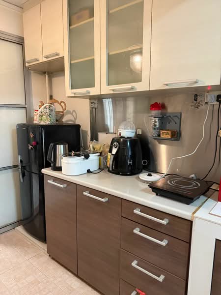 13 Telok Blangah Crescent, 13 Telok Blangah Crescent, 2 Bedrooms, 646 sqft, HDB Flat For Rent, by Lily Ho, 500142754 - Kitchen - PropertyGuru.com.sg