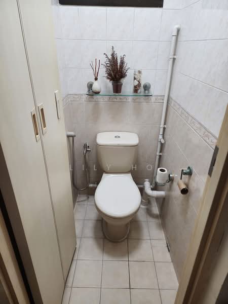 13 Telok Blangah Crescent, 13 Telok Blangah Crescent, 2 Bedrooms, 646 sqft, HDB Flat For Rent, by Lily Ho, 500142754 - Bathroom - PropertyGuru.com.sg