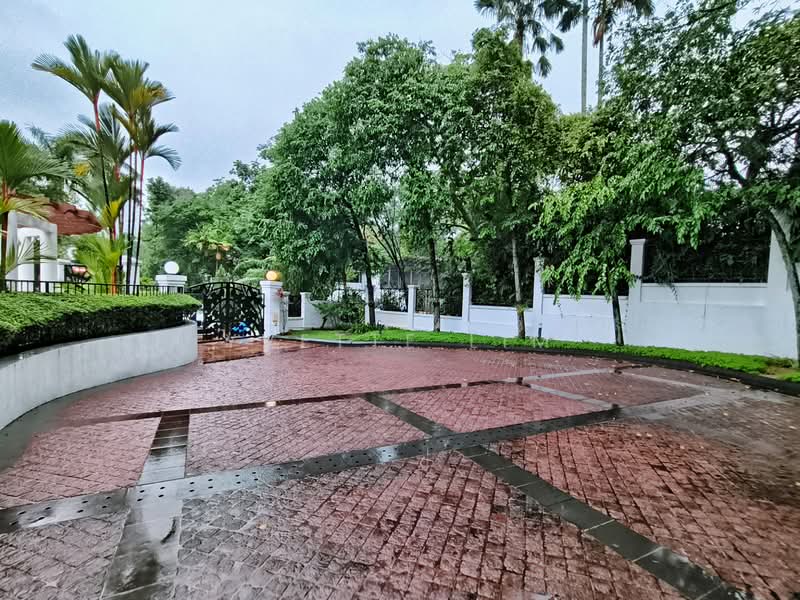Ridout Road, Ridout Road, 7 Bedrooms, 9,499 sqft, Good Class Bungalow For Rent, by Yvette Lim, 500142759 - Driveway - PropertyGuru.com.sg