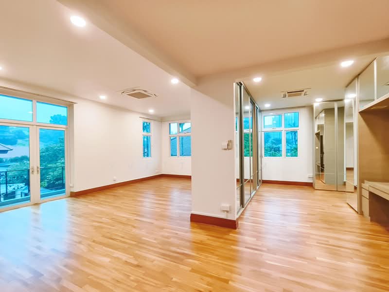 Ridout Road, Ridout Road, 7 Bedrooms, 9,499 sqft, Good Class Bungalow For Rent, by Yvette Lim, 500142759 - Master Bedroom + Study - PropertyGuru.com.sg