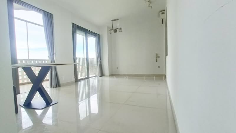 Sky Habitat, 7 Bishan Street 15, 3 Bedrooms, 1,216 sqft, Condominium For Sale, by Tristan Liu, 500142763 - Living Room - PropertyGuru.com.sg