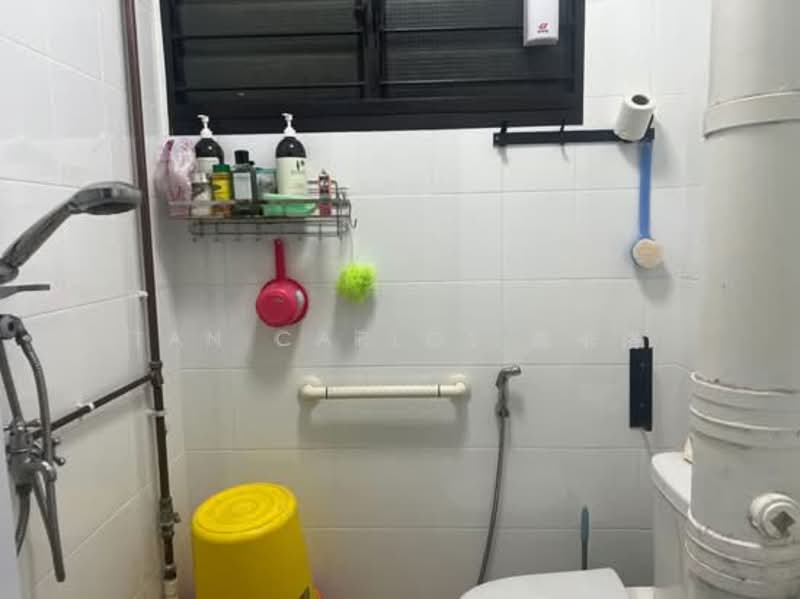 133 Yishun Street 11, 133 Yishun Street 11, Room Rental, 150 sqft, HDB Flat For Rent, by Tan Carlos 陈卡洛, 500142768 - Bathroom - PropertyGuru.com.sg