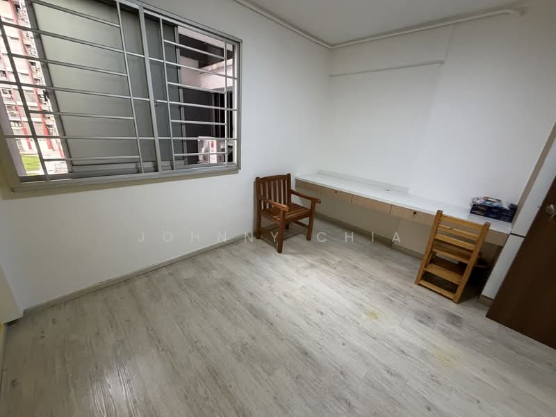 453 Hougang Avenue 10, 453 Hougang Avenue 10, Room Rental, 120 sqft, HDB Flat For Rent, by Johnny Chia, 500142769 - Interior - PropertyGuru.com.sg