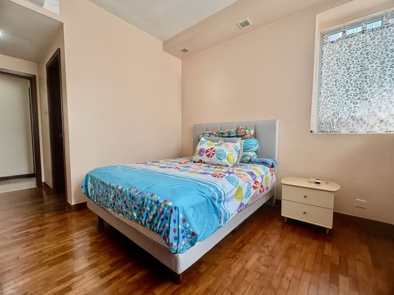 The Eden @ Tampines, 21 Tampines Street 34, 3 Bedrooms, 1,012 sqft, Condominium For Sale, by Karen Goi, 500142799 - Bedroom - PropertyGuru.com.sg