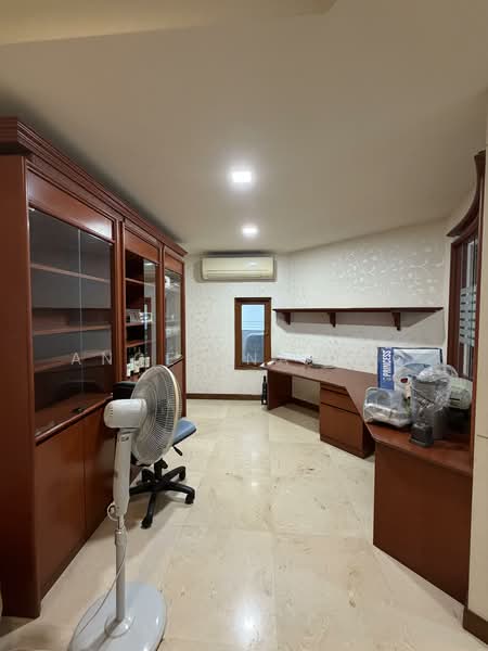 Hawaii Tower, 73 Meyer Road, 3 Bedrooms, 2,240 sqft, Condominium For Rent, by Angelina Tao, 500142800 - PropertyGuru.com.sg