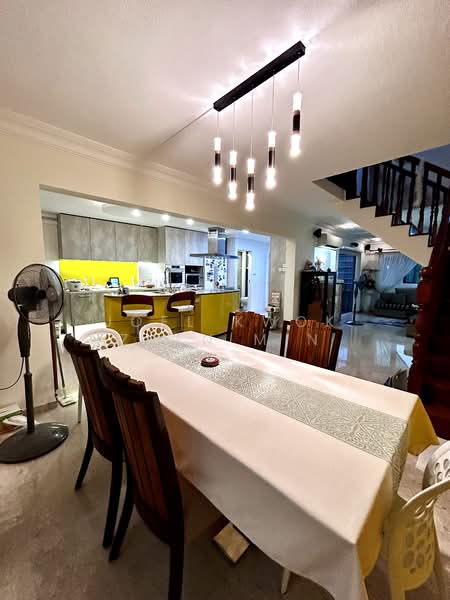 222 Bishan Street 23, 222 Bishan Street 23, 3 Bedrooms, 1,657 sqft, HDB Flat For Sale, by Joel Kwok Zhen Min, 500142809 - Dining Room - PropertyGuru.com.sg