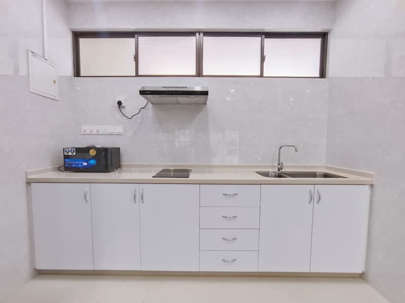 Delfi Orchard, 402 Orchard Road, 1 Bedroom, 753 sqft, Apartment For Rent, by Yvette Lim, 500142812 - Unit 2 Kitchen - PropertyGuru.com.sg