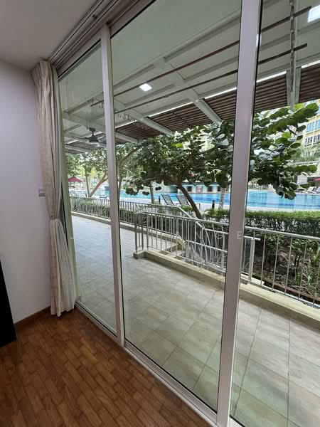 Ris Grandeur, 21 Elias Road, 3 Bedrooms, 1,705 sqft, Condominium For Rent, by Jill Lange, 500142815 - Balcony - PropertyGuru.com.sg