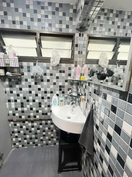 12 Holland Avenue, 12 Holland Avenue, 2 Bedrooms, 700 sqft, HDB Flat For Rent, by Caden Wan, 500142820 - PropertyGuru.com.sg