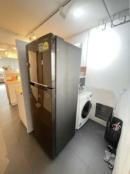 12 Holland Avenue, 12 Holland Avenue, 2 Bedrooms, 700 sqft, HDB Flat For Rent, by Caden Wan, 500142820 - Kitchen - PropertyGuru.com.sg