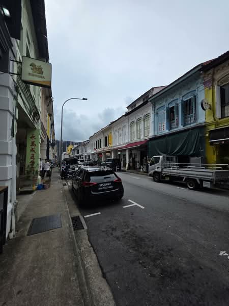 Freehold 2.5 storey Shophouse Desker Road, Desker Road / Rowell Road / Syed Alwi Road, 2,475 sqft, Shop / Shophouse For Sale, by Arlene Ngo, 500142823 - Exterior - CommercialGuru.com.sg