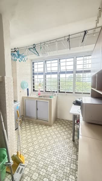 37 Jalan Rumah Tinggi, 37 Jalan Rumah Tinggi, 2 Bedrooms, 570 sqft, HDB Flat For Rent, by Simon Tong, 500142867 - Kitchen - PropertyGuru.com.sg