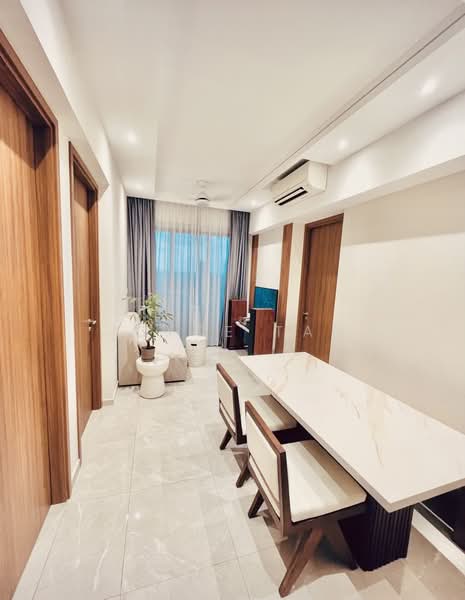 Stirling Residences, 25 Stirling Road, 2 Bedrooms, 657 sqft, Apartment For Sale, by Joyce Tan, 500142870 - Living Room - PropertyGuru.com.sg