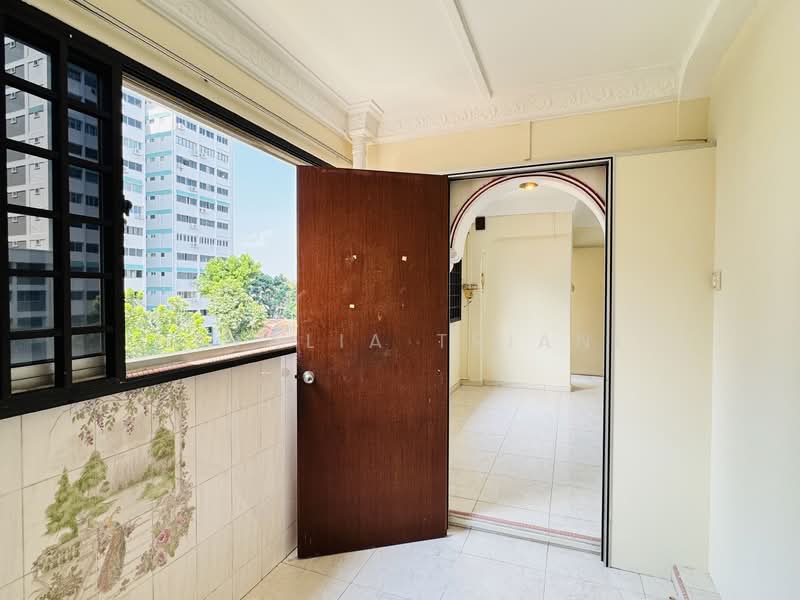 135 Serangoon North Avenue 2, 135 Serangoon North Avenue 2, 4 Bedrooms, 1,345 sqft, HDB Flat For Sale, by Natalia Triani, 500142871 - Balcony - PropertyGuru.com.sg