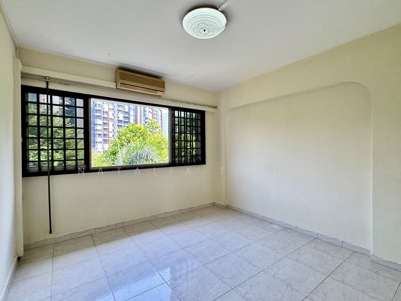 135 Serangoon North Avenue 2, 135 Serangoon North Avenue 2, 4 Bedrooms, 1,345 sqft, HDB Flat For Sale, by Natalia Triani, 500142871 - 3rd Bedroom - PropertyGuru.com.sg