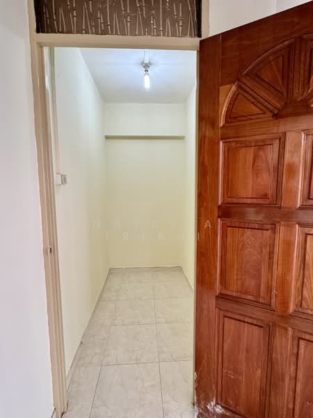 135 Serangoon North Avenue 2, 135 Serangoon North Avenue 2, 4 Bedrooms, 1,345 sqft, HDB Flat For Sale, by Natalia Triani, 500142871 - Store Room - PropertyGuru.com.sg