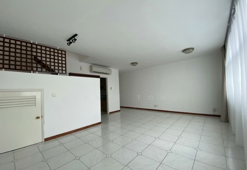 Siglap Center, 55 Siglap Road, 3 Bedrooms, 1,290 sqft, Apartment For Rent, by Winnie Tong, 500142873 - Living Room - PropertyGuru.com.sg