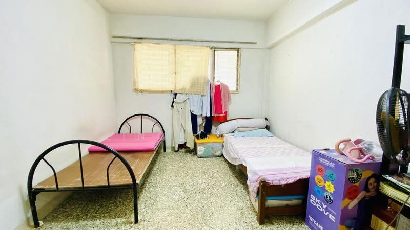 341 Jurong East Avenue 1, 341 Jurong East Avenue 1, Boon Lay / Jurong / Tuas, 2 Bedrooms, 796 sqft, HDB Flat For Sale, by Lincoln Lim, 500142895 - Bedroom - PropertyGuru.com.sg