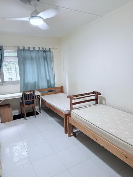 830 Woodlands Street 83, 830 Woodlands Street 83, Room Rental, 200 sqft, HDB Flat For Rent, by Susan Lim 林爱萍, 500142899 - Bedroom - PropertyGuru.com.sg