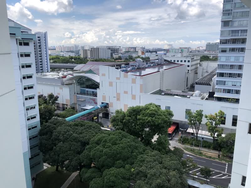 688 Jurong West Central 1, 688 Jurong West Central 1, 4 Bedrooms, 1,496 sqft, HDB Flat For Sale, by Dennis Seetoh Onn, 500142901 - Opposite Jurong Pt 1&2, Condo, Bus / MRT - PropertyGuru.com.sg
