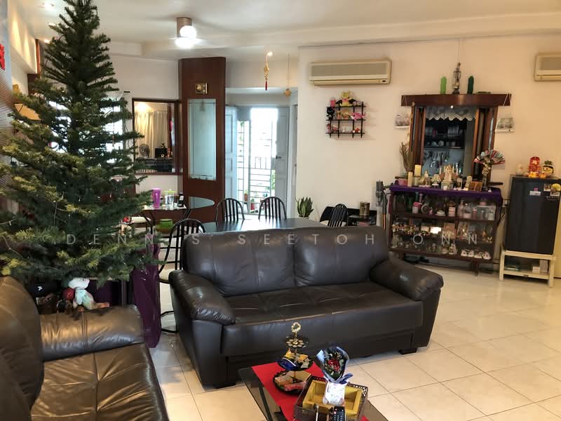 688 Jurong West Central 1, 688 Jurong West Central 1, 4 Bedrooms, 1,496 sqft, HDB Flat For Sale, by Dennis Seetoh Onn, 500142901 - Living Room - PropertyGuru.com.sg