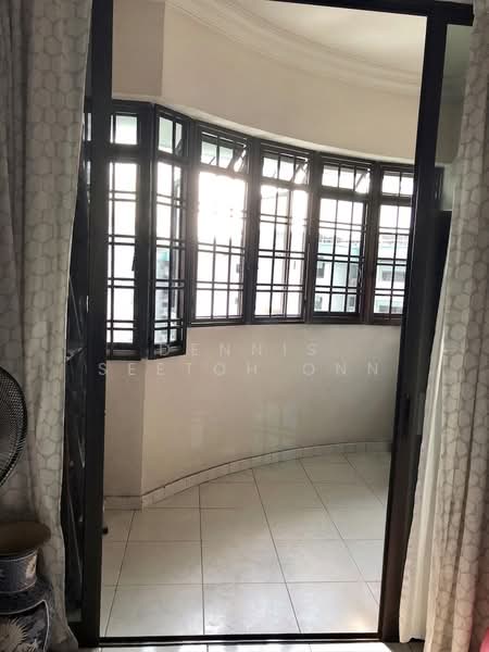688 Jurong West Central 1, 688 Jurong West Central 1, 4 Bedrooms, 1,496 sqft, HDB Flat For Sale, by Dennis Seetoh Onn, 500142901 - Balcony - PropertyGuru.com.sg